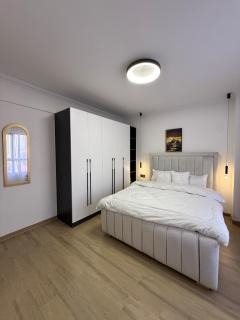 Velvet Homes Luxury 2 Bedroom Apartment - 6