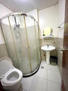 Minimalist Cozy condo in Makati,Netflix,Sauna,Pool - 5