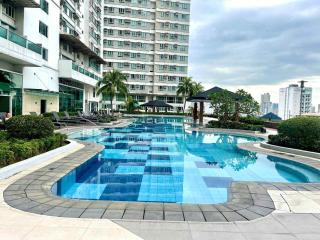 Minimalist Cozy condo in Makati,Netflix,Sauna,Pool - 1