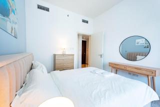 Sustainable Luxury 1BR Reem Island Stay 4 Guest - 8