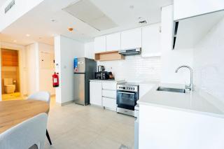 Sustainable Luxury 1BR Reem Island Stay 4 Guest - 4