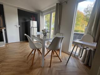 6-Pers Chalet Lauwersoog COMPLEET MET OPGEMAAKTE BEDDEN EN HANDDOEKEN excl juli en augustus - 9