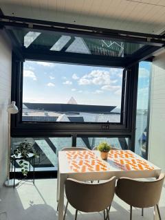 Modern Perth Hub – Pool & Sauna - 9