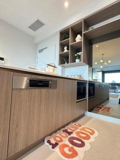 Modern Perth Hub – Pool & Sauna - 3