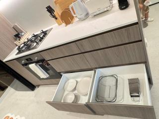 Modern Perth Hub – Pool & Sauna - 2