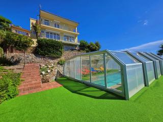 Villa con piscina privada climatizada 29ºC - 0