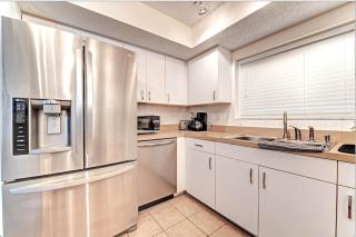 Beautiful Lake View Home - Close Beaches and IMG - 5