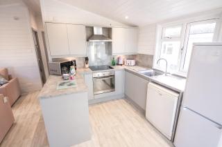 Unicorn themed Lodge with 2 Bedrooms - 7