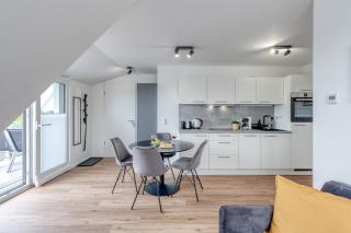 Iller Homes - 5 x Moderne Fewos je 1bis2 oder 1bis4 Pers mit Küche u Balkon - Parkplätze vorhanden - 5