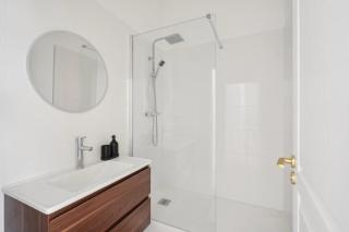 Charming Berlioz Apartment for 6 People in Charpennes Villeurbanne - 4