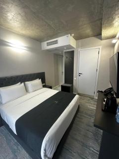 MIT Hotel Tbilisi - 1