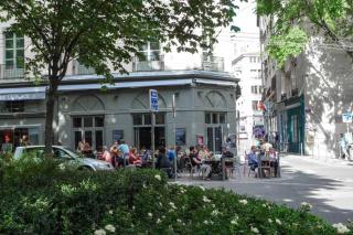 Le Sathonay - Elegant T2 in the hyper-center - 3