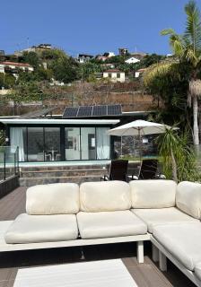 Calma Retreat - Pool & Lodge - 2