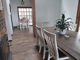 Bunya House at On Burgum Pond - 6