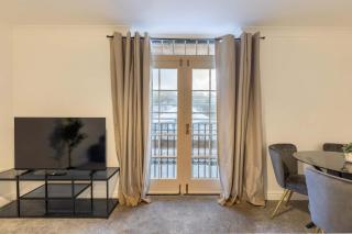 Lovely 2BED Whitehaven Apartment with Sea Views - 3