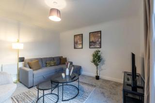 Lovely 2BED Whitehaven Apartment with Sea Views - 2