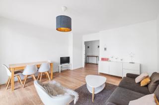 Charming Apartment 4 Guests with Balcony Montchat Edouard Herriot - 2