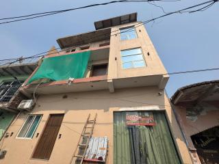 Hotel Vrindavan View - 8