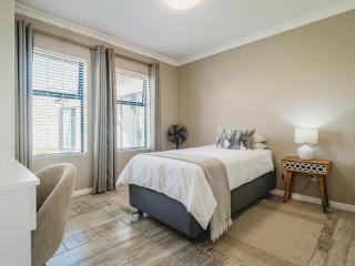 35 Brookside on Kingswood Golf Estate - 2