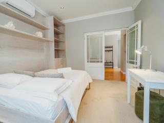 Sidwell Gardens, Adjacent to Kingswood Estate - 5