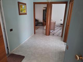 Tirana Stay Apartment - 6