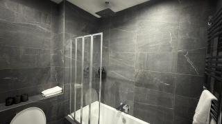 Home-from-Home Near Etihad, Garden & Free Parking - 3