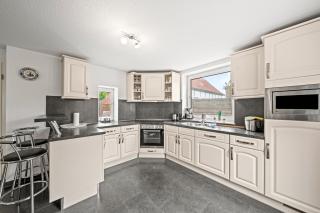 Nordwind, Ferienhaus mit 3 Schlafzimmern und Garten in zentraler Lage - 9