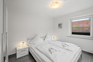 Nordwind, Ferienhaus mit 3 Schlafzimmern und Garten in zentraler Lage - 4