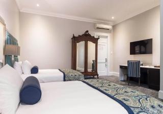 Luxe Avondale Boutique Hotel - 2