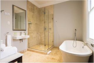 Luxe Avondale Boutique Hotel - 3