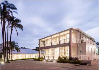 Luxe Avondale Boutique Hotel - 1