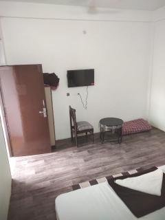 HOTEL SUDHAKAR ROOMS AND DORMITORYs - 2