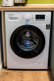 Rynek Jeżycki Studios by BookingHost - 7