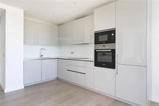 Luxury 2B2B in central London - 2