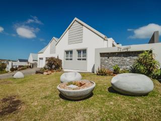 Knights Retreat on Kingswood Golf Estate - 1