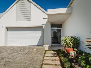 Knights Retreat on Kingswood Golf Estate - 2