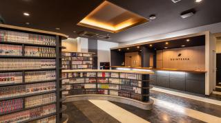 Quintessa Hotel Fukuoka watanabedori Comic&Books - 4