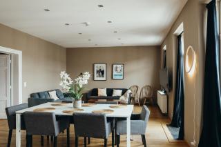 Liège Carré, Duplex 8p - 3