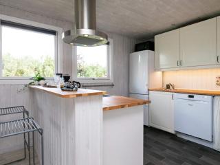 Bright Cottage by the Lagoon-By Traum - 3