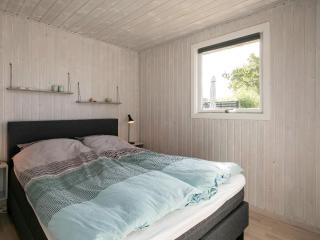 Bright Cottage by the Lagoon-By Traum - 1