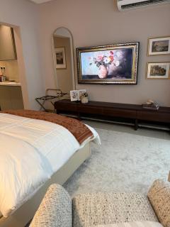 استديو كلاسيك بطابع حديث مع فناء خارجي بالقرب من البوليفارد- Classic studio with outdoor patio near the boulevard - 2