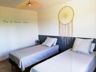 Spacieuse Villa au milieu des Vignes - 3