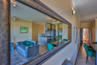 301 Lescalier Cabanas - Specious Luxurious Beachfront Paradise - 2