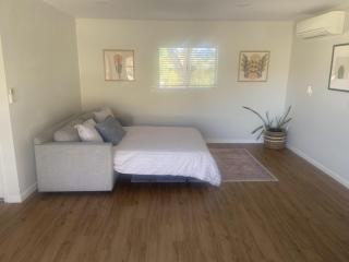 Sukha Life Retreat - Beautiful Views, Close to JTNP withHot Tub! home - 9