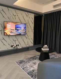 Luxury 3BR Podomoro Suite Medan City View NEW! - 9