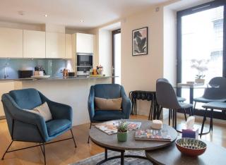 Westminster two bed one bath sleeps 5 with Air-Con - 5