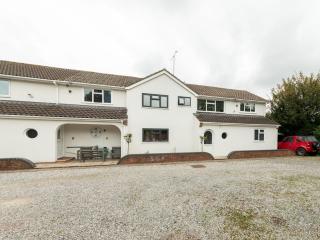 Spacious Home Heated PoolMay-Sep in Tilehurst - Pass the Keys - 3