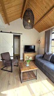 Vrijvakantiehuis Beatrixstraat 7a - 1