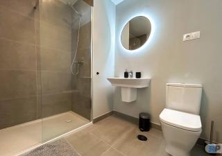 007 Apartamento con vistas al mar y terraza - 2