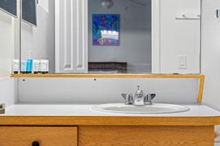 2 MI to USF Student Housing 24h Gym - 5